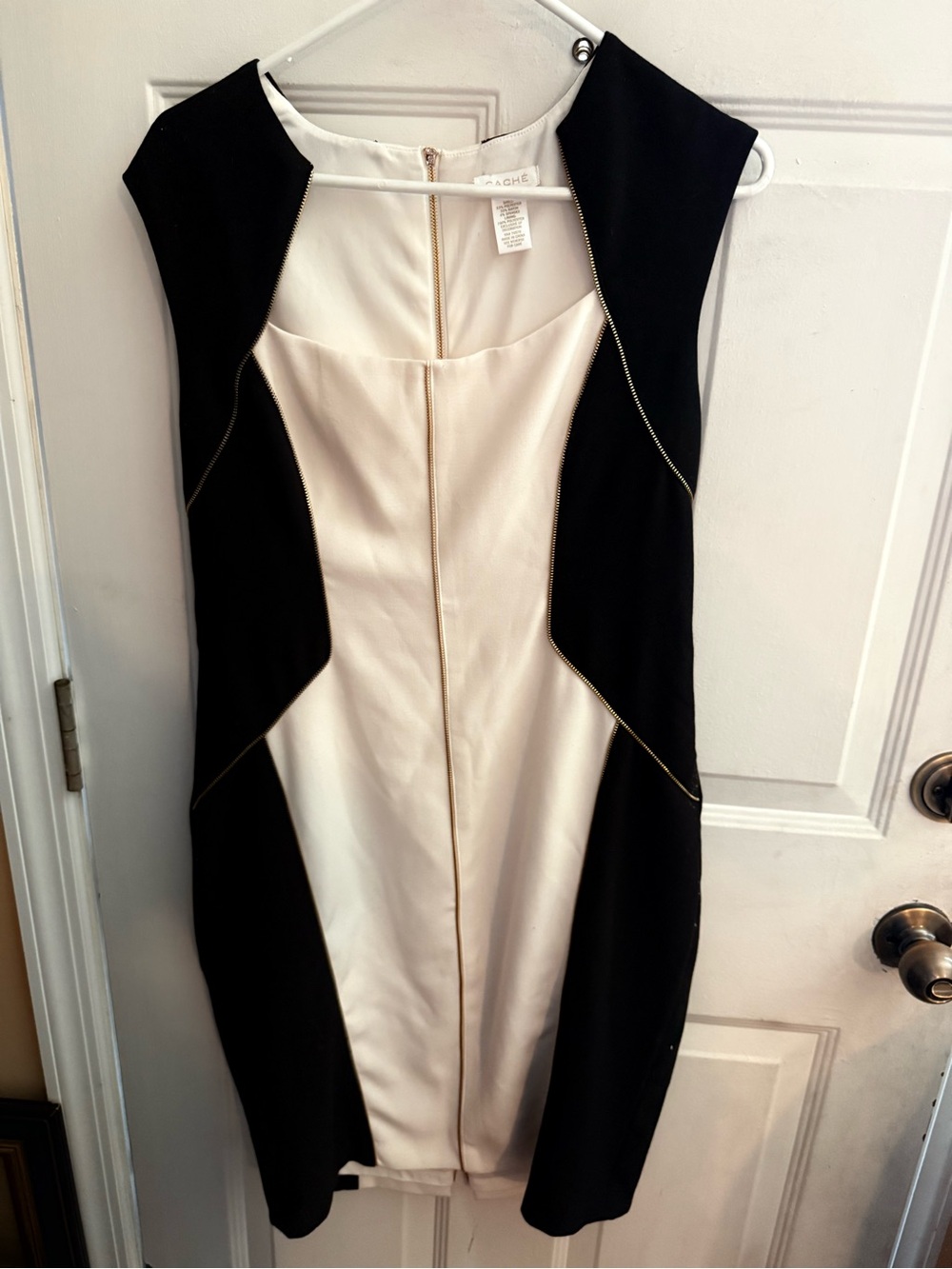 BCBGMaxAzria Black and Cream Colorblock Sheath Dress